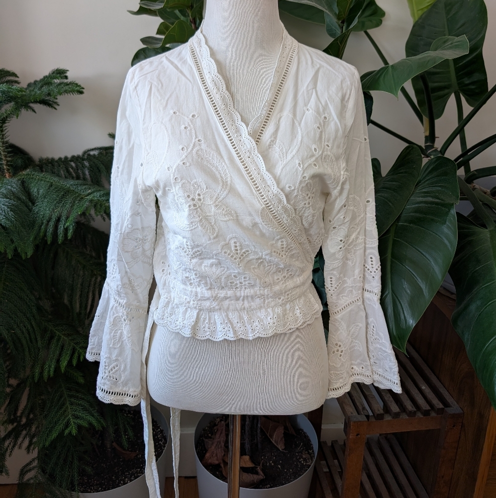 Spell Damsel Lace Wrap Top Large